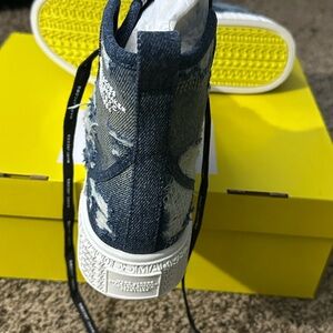 Marc Jacob’s Denim Sneaker Size 7 New in the box